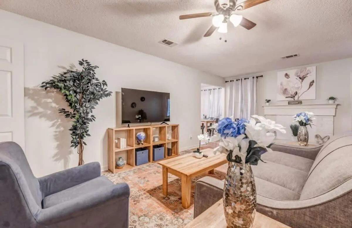 הוילה ממפיס Near Parks & Shopping- Hickory Ridge Hideaway 0*,
