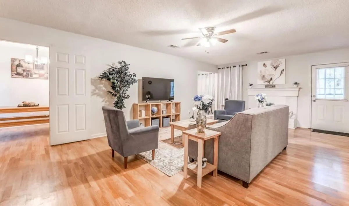 הוילה ממפיס Near Parks & Shopping- Hickory Ridge Hideaway