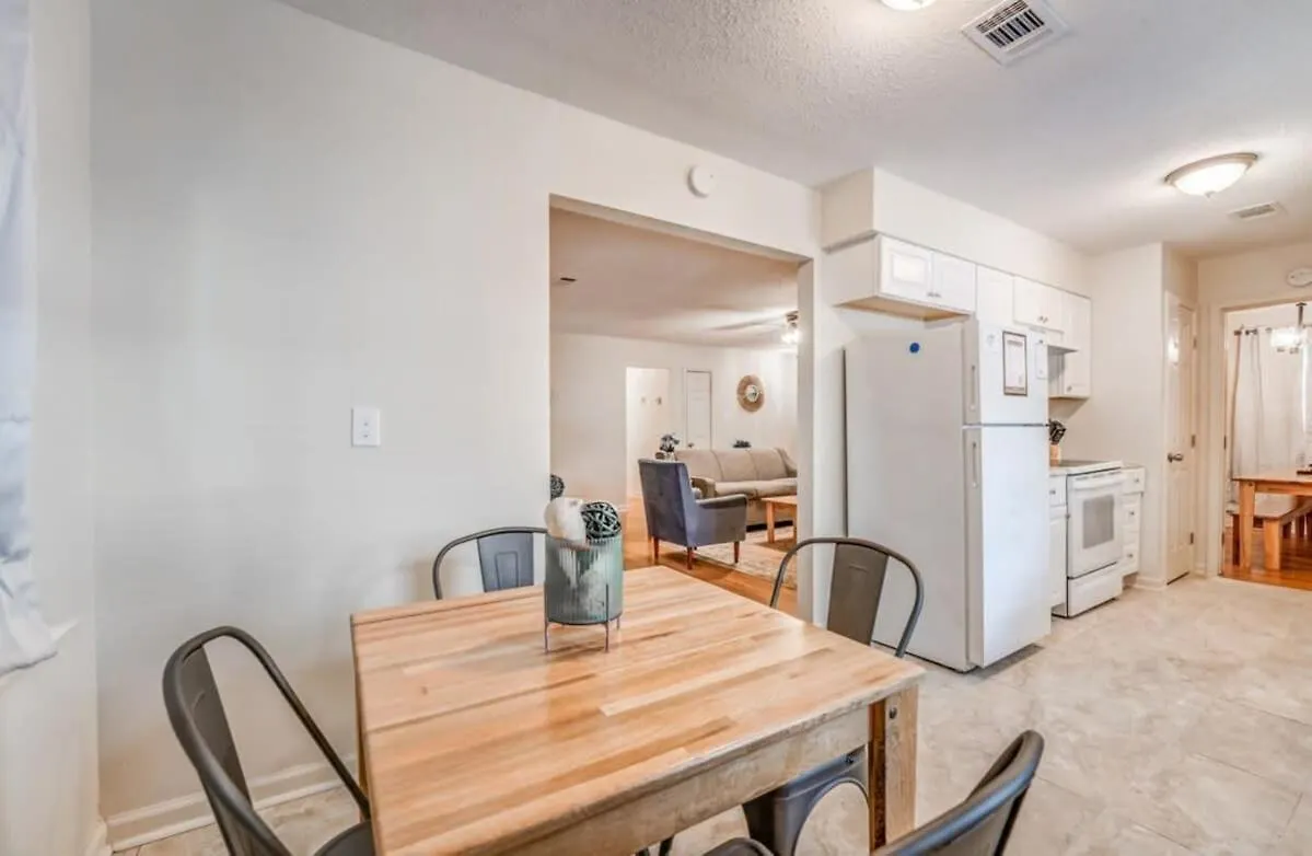 הוילה ממפיס Near Parks & Shopping- Hickory Ridge Hideaway 0*,