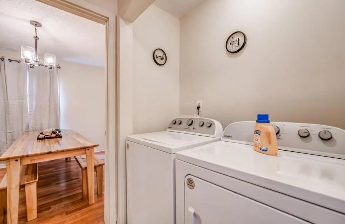 הוילה ממפיס Near Parks & Shopping- Hickory Ridge Hideaway