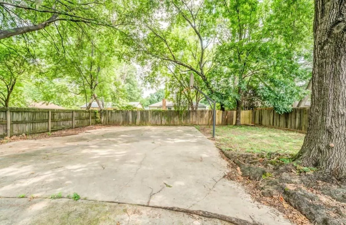 הוילה ממפיס Near Parks & Shopping- Hickory Ridge Hideaway ארצות הברית